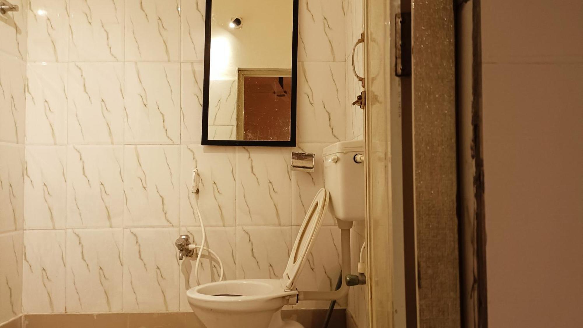 Nirman 5 Minutes Walk To Homestay Puri