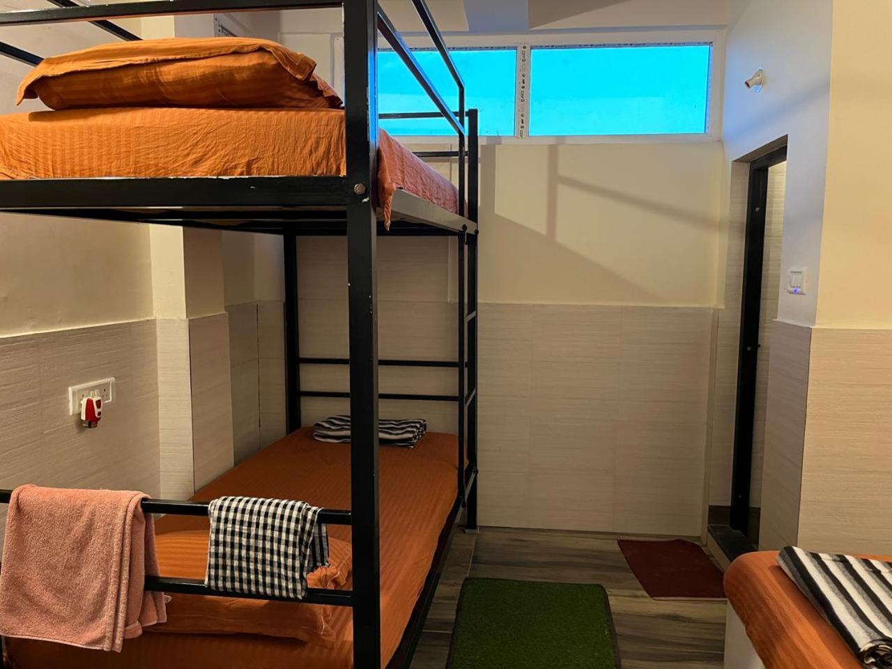 Homestay Nirman 5 Minutes Walk To Puri