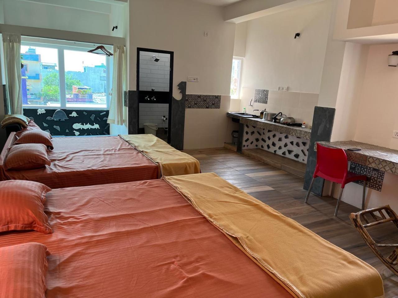 Nirman 5 Minutes Walk To Homestay Puri